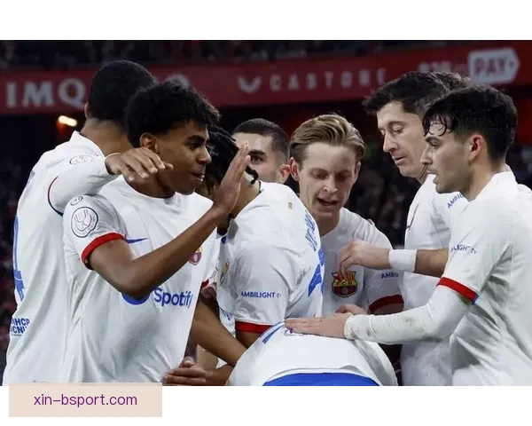 科瓦奇罚下阿劳霍引巴萨主帅哈维激烈抗议引热议