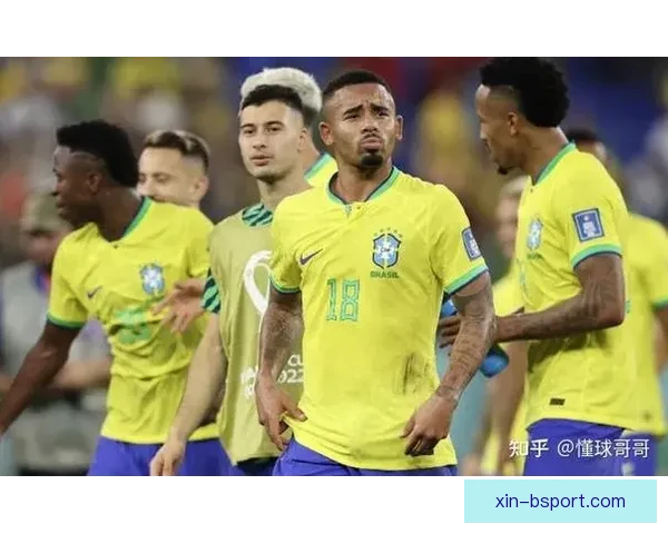 世界杯补时阶段攻守选择对比赛结局影响的战术博弈研究分析视角探讨 世界杯补时阶段攻守选择对比赛结局影响的战术博弈研究分析视角探讨